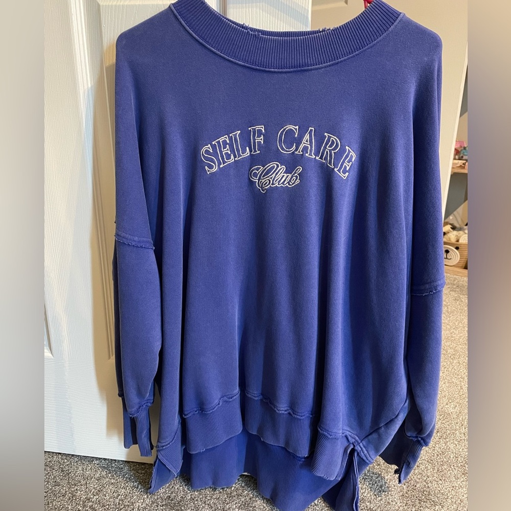 aerie crewneck “self care club” XS oversized fit never worn